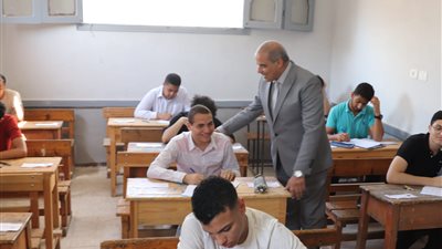 بالصور.. جولة رئيس جامعة الأزهر لامتحانات الشهادة الثانوية الأزهرية