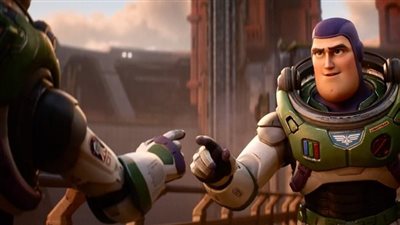 بسبب قبلة مثلية.. هل يمنع عرض فيلم Lightyear في مصر؟