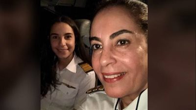 إنجاز.. كابتن طيار نيفين درويش ونجلتها ثالث ثنائي بالعالم تقودان أكبر طائرة 