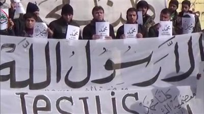 بالفيديو.. الآلاف يحتجون في الهند وباكستان وبنجلادش على الإساءة للرسول 