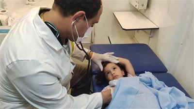 صحة المنوفية: الكشف الطبي على 1321مواطنا مجانا بقرية كفر الشرفاء بتلا 