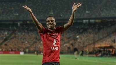 شريف وبيرسى تاو يقودا هجوم الأهلى..وزيزو وبن شرقى اسلحة فيريرا فى القمة 