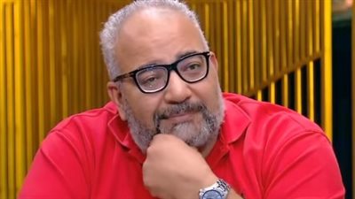 بيومى فؤاد يتواجد لتشجيع الاهلى امام الزمالك فى القمة 