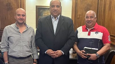 محمد مصيلحي يجتمع مع عبد المجيد وإمام محمدين