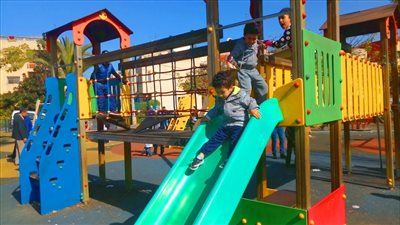 صعق طفلة أثناء لهوها بأحد الألعاب في حديقة بالمنصورة