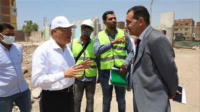 محافظ المنيا يتابع أعمال إنشاء مستشفى بني مزار ومطاى المركزى
