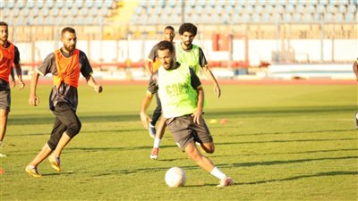 محاولات لتجهيز لاعب وسط الإسماعيلي للحاق بمواجهة المحلة