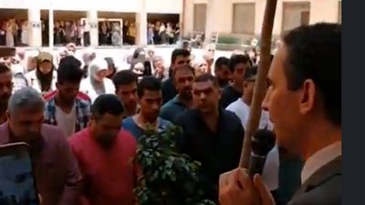 بورترية وورود.. بدء حفل التأبين وصلاة الغائب على نيرة أشرف في آداب المنصورة