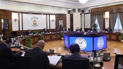 رئيس الوزراء يبحث آلية إدارة وتشغيل شركة العاصمة الإدارية الجديدة لمرافق المدينة