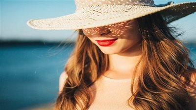 نصائح ذهبية للعناية اليومية بالشعر وحل مشكلة التقصف والجفاف