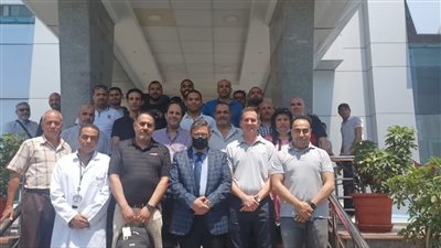 تعقيم على متن الطائرات للطب الوقائي بمصر للطيران بالتعاون مع شركة 