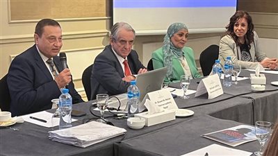 شراكة بين المعهد المصرفي المصري ومعهد التجزئة المصرفية بلندن