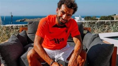 ليفربول يعلن تجديد عقد محمد صلاح.. وتعليق صلاح 