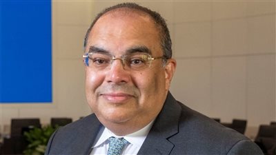 محمود محيي الدين يطالب بتسريع بيع أصول الدولة