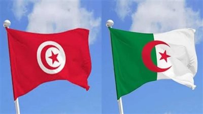  تونس والجزائر تعلنان إعادة فتح الحدود البرية