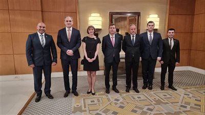 وفد تنسيقية شباب الأحزاب والسياسيين يشارك في الاحتفال باليوم الوطني لبيلاروسيا