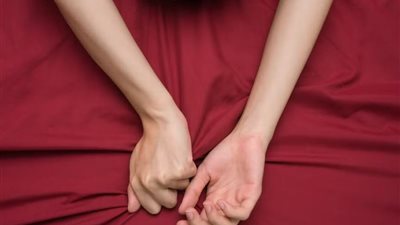 دراسة جديدة تكشف عن الوضع الأفضل للنساء في العلاقة الحميمية