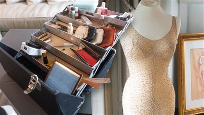 ماذا يوجد داخل غرفة مكياج كيم كارداشيان؟