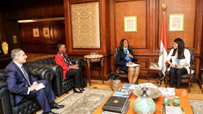  وزيرة التعاون الدولي تلتقي نائب رئيس البنك الأفريقي للتصدير والاستيراد