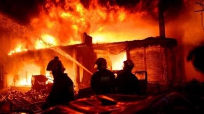 الدفع بقوات الحماية المدنية لإخماد حريق هائل في دار السلام