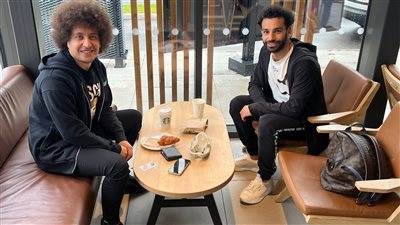 أحمد عبد القادر ميدو يكشف كواليس عزومة محمد صلاح على الفطار