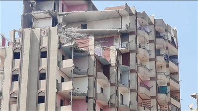 أهالي برج المنتصر بالدائري يطالبون بالحصول على تعويض بعد تضررهم من إزالة نصف عقارهم 