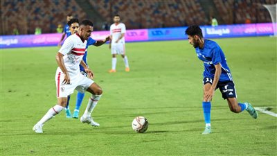 الزمالك بطل الكأس يحافظ على صدارة الدوري بالفوز على سموحة