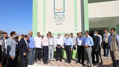 وزير التنمية المحلية ومحافظ المنيا يتفقدان مشروعات 