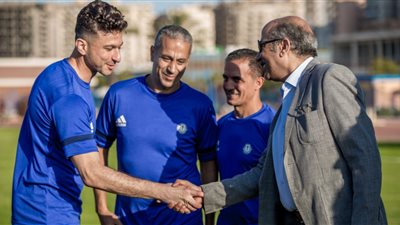 الهاني سليمان يجدد عقده مع سموحة.. وبسيوني يعلن قائمة الفريق لمواجهة ذئاب الجبل