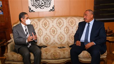 محافظ الغربية يقدم التهنئة للواء محمد عمار مدير الأمن الجديد