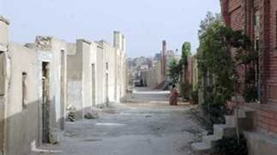 كف يد ودماء.. واقعة اعتداء بشعة على شاب داخل مقابر التبين