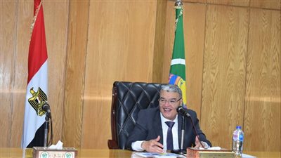 محافظ المنيا يوجه بعقد اجتماع تنسيقي لتسهيل إنجاز مشروعات «حياة كريمة»