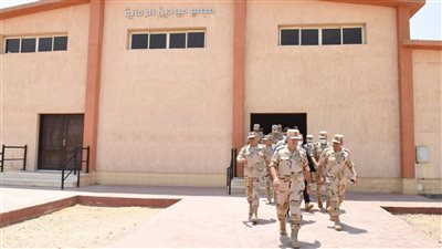 رئيس أركان حرب القوات المسلحة يتفقد مراكز التدريب ويمر على تشكيل للدفاع الجوي