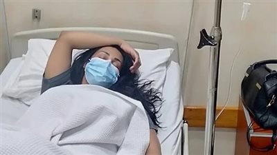 بعد نقلها للمستشفى.. زوج شاهيناز يكشف تطورات حالتها الصحية 