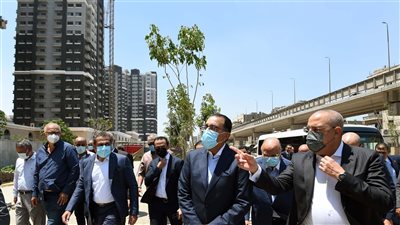 وزير الإسكان: بدء تسليم شقق 