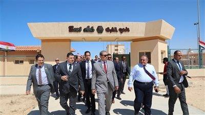 وزير القوى العاملة يتفقد المدينة السكنية للعاملين بمشروع محطة الضبعة النووية