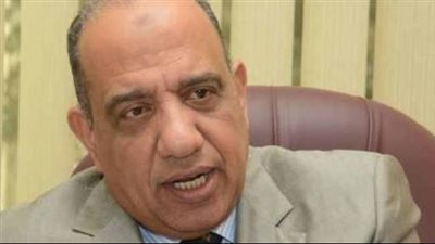  رئيس شركة القابضة للمطارات والملاحة الجوية وزيرًا لقطاع الأعمال العام