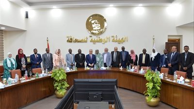 تفاصيل زيارة وفد إعلامي سوداني رفيع المستوى لمقر الهيئة الوطنية للصحافة