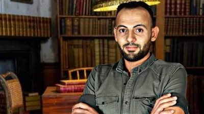 علي داود يستعد لمعرض القاهرة بكتاب 