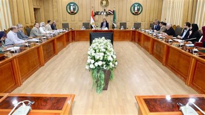 تفاصيل اجتماع محافظ المنوفية بمجلس إدارة المنطقة الحرة العامة بشبين الكوم