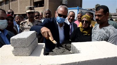 محافظ القليوبية يفتتح 9 مشروعات خدمية وتنموية بأحياء شرق وغرب شبرا الخيمة 