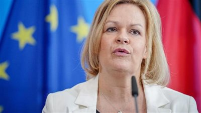 بعد هجوم الطعن.. ألمانيا تتوعد بترحيل سوريين