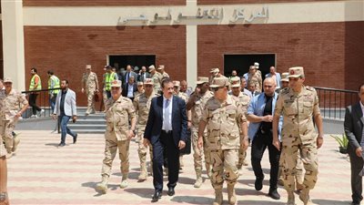 محافظ المنوفية ورئيس أركان حرب القوات المسلحة يتفقدا مشروعات «حياة كريمة»