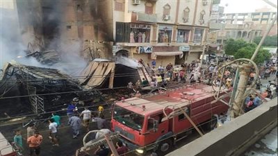 بعد إصابة سيدتين.. الدفع بقوات الحماية المدنية للسيطرة على حريق هائل بسوهاج