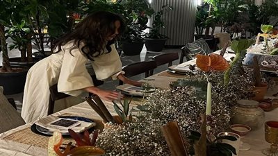 أفكار جديدة لشكل طاولة الطعام تقدمها فرح تاج الدين