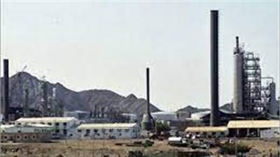 أسعار النفط الخام تسجل خسائر أسبوعية 13%.. وبرنت تحت 73 دولارًا 