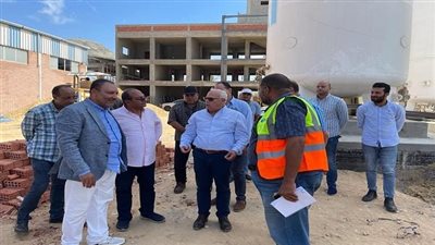 محافظ بورسعيد يتفقد سير الأعمال الإنشائية بمصنع إنتاج الغازات جنوب المحافظة