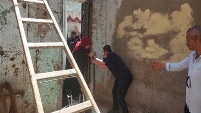 هبوط أرضي بميدان البدري بأسيوط