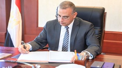 بتكلفة 1.6 مليون جنيه.. الانتهاء من رصف شارع الجلاء بحي شرق سوهاج