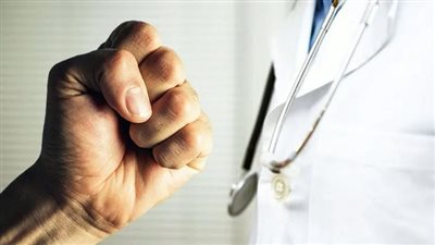 اعتداء على طبيب وتمريض مستشفى قصر العيني 